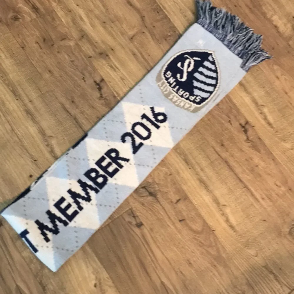 Sporting KC Kansas City mls Soccer team scarf blue
